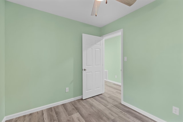 812 Donna St, Morristown, TN 37814 - unfurnished room with baseboards, a ceiling fan, visible vents, and wood finished floors