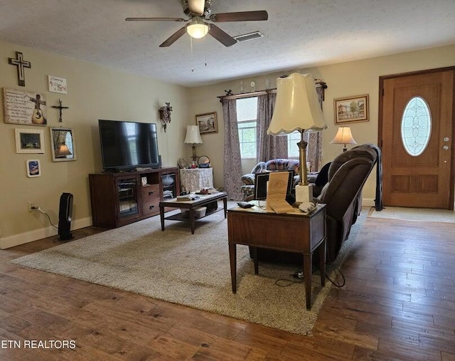 1432 Upper Caney Valley Rd, Tazewell, TN 37879