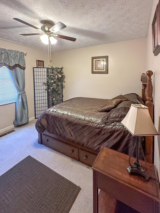 4815 Stapleton Rd, Morristown, TN 37813 - bedroom with carpet flooring, a textured ceiling, and a ceiling fan