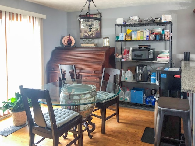 4815 Stapleton Rd, Morristown, TN 37813 - dining area with wood finished floors