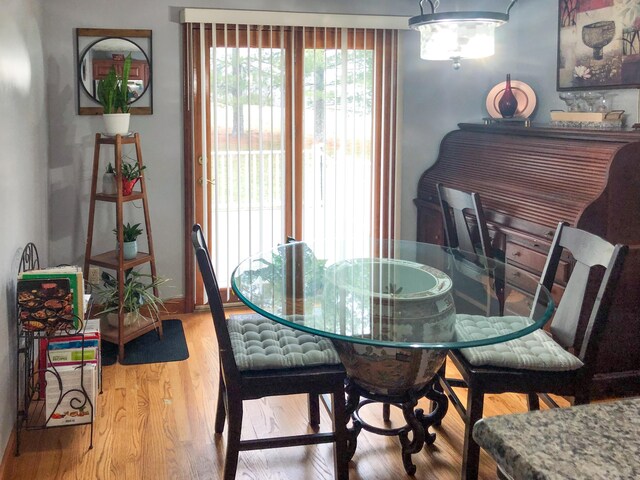 4815 Stapleton Rd, Morristown, TN 37813 - dining room featuring wood finished floors and baseboards