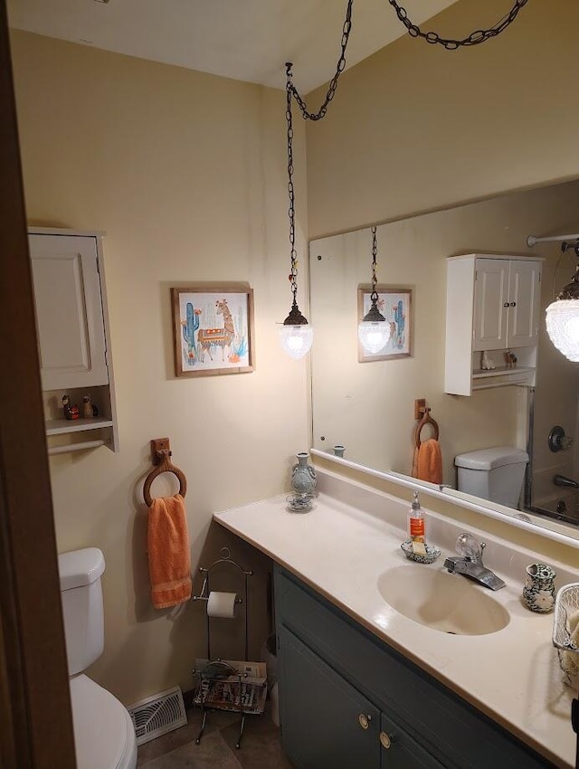122 Shady Ln, Seymour, TN 37865 - full bathroom featuring toilet and vanity