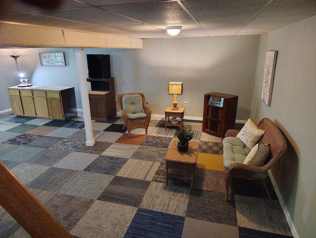 122 Shady Ln, Seymour, TN 37865 - living area featuring baseboards and a drop ceiling