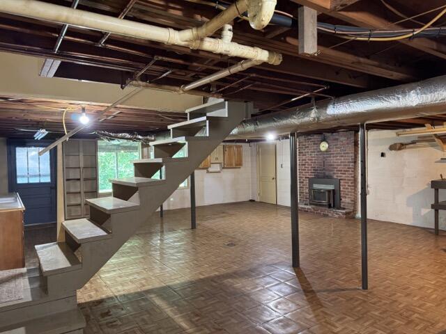 2414 Woodchuck Dell, Morristown, TN 37814 - below grade area with stairway