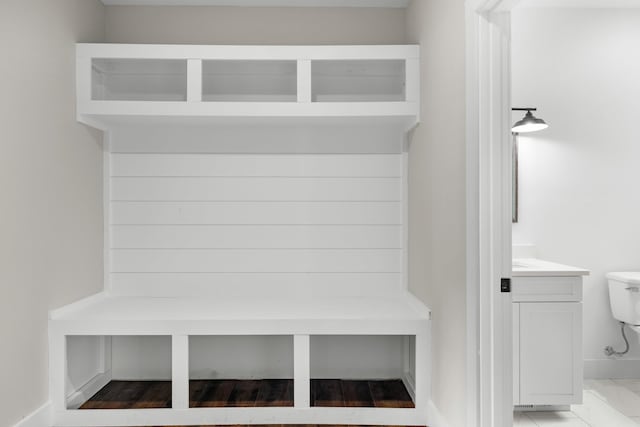 274A W Main St, Dandridge, TN 37725 - mudroom with baseboards