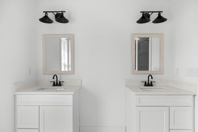 274A W Main St, Dandridge, TN 37725 - full bath featuring two vanities