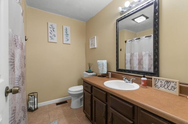 591 Phyllis Cir, Talbott, TN 37877 - bathroom featuring vanity and tile patterned floors