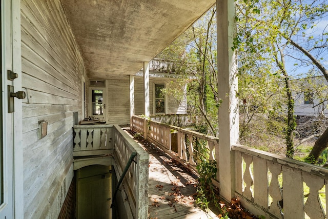 115 E Meeting St, Dandridge, TN 37725 - view of wooden porch