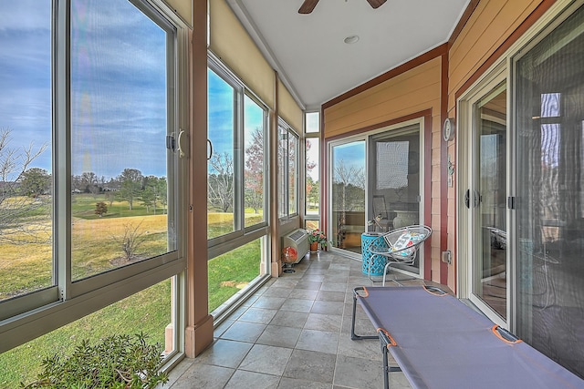 351 Monroe Pvt Dr, Bristol, TN 37620 - sunroom with a ceiling fan