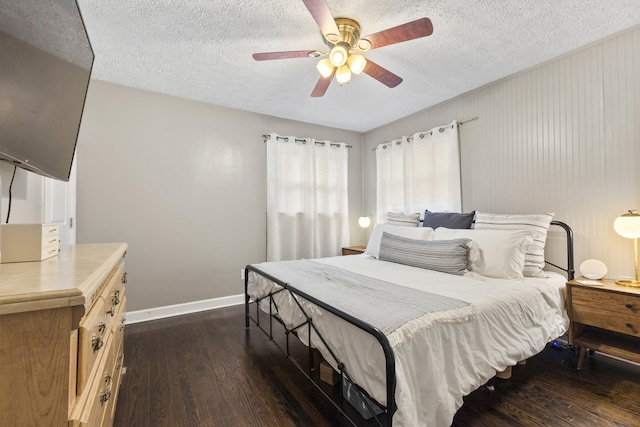 2121 Fir St, Morristown, TN 37813 - bedroom featuring dark wood-type flooring, baseboards, a textured ceiling, and ceiling fan