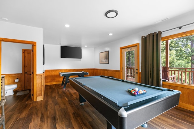 recreation room with dark hardwood / wood-style flooring and billiards