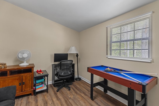 5014 Latta Way, Gatlinburg, TN 37738 - office space with dark wood finished floors and baseboards