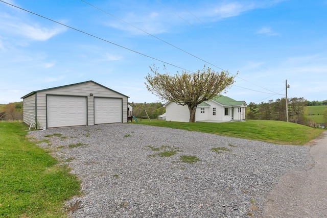 exterior space featuring a yard