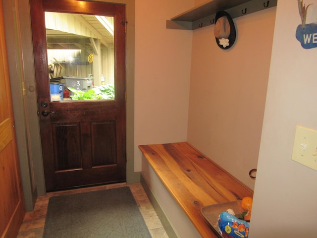 3041 Wineberry Ln, Morristown, TN 37814 - view of mudroom