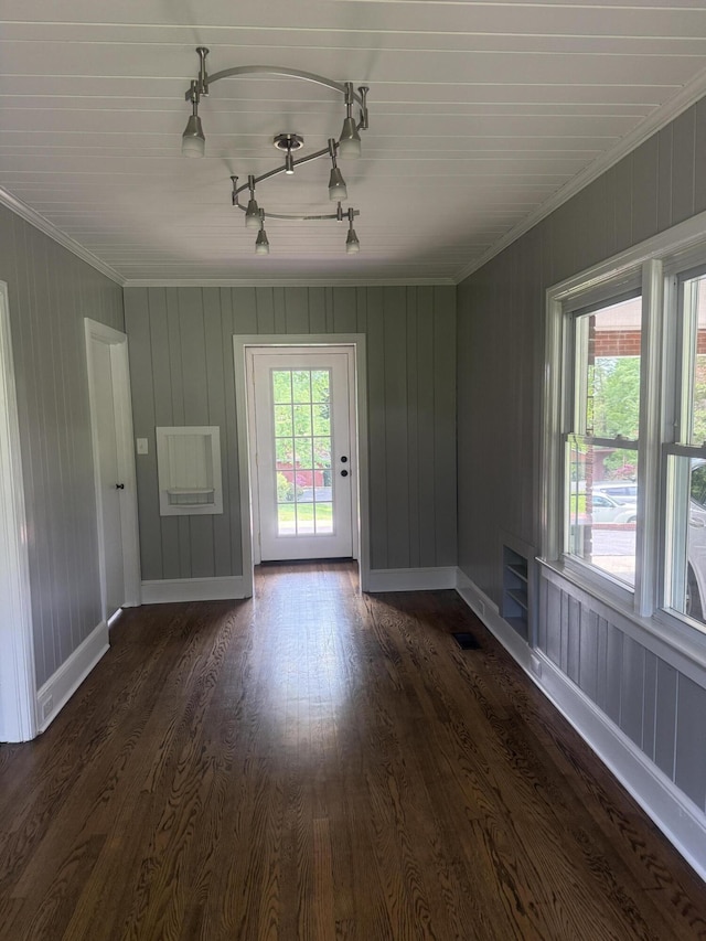 240 Clifton Heights Rd, Newport, TN 37821 - interior space featuring crown molding, baseboards, and dark wood-type flooring