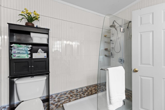 full bath featuring ornamental molding, a stall shower, and toilet