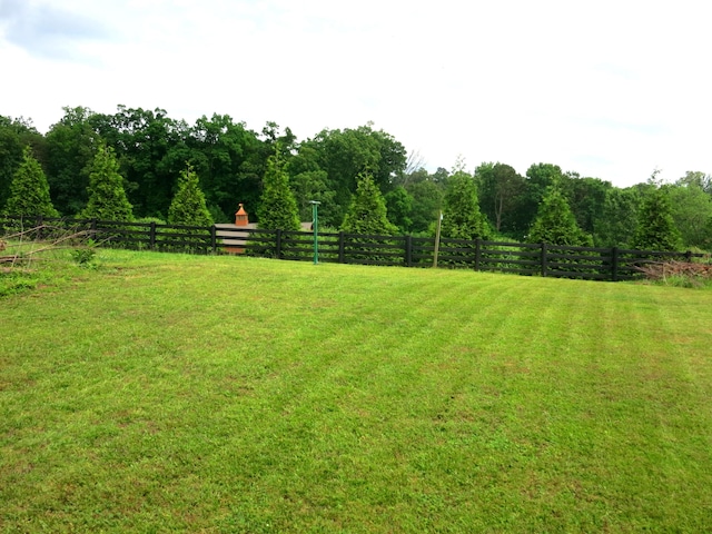 5534 Carlyle Ave, Russellville, TN 37860 - view of yard with a view of rural / pastoral area