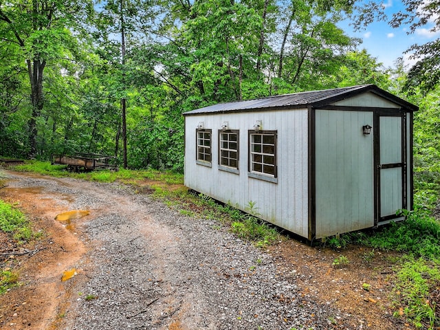 718 Mullins Dr, Sneedville, TN 37869 - view of shed