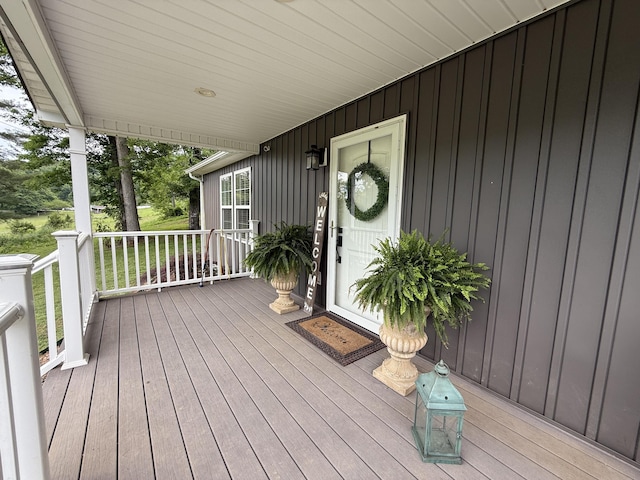 2466 Kidwell Ridge Rd, Morristown, TN 37814 - wooden terrace featuring covered porch