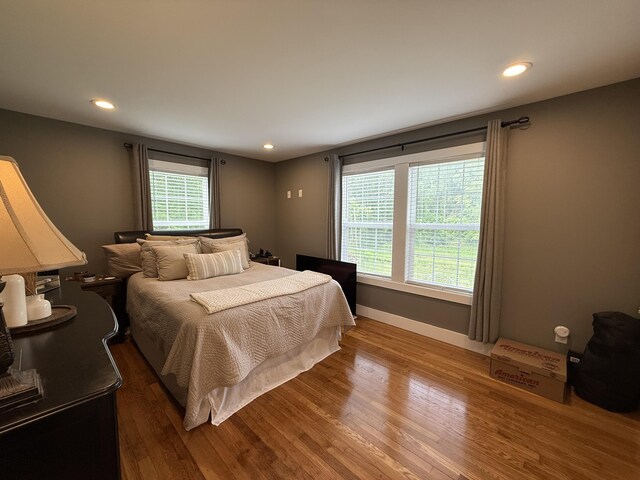 2466 Kidwell Ridge Rd, Morristown, TN 37814 - bedroom featuring wood finished floors, baseboards, and recessed lighting