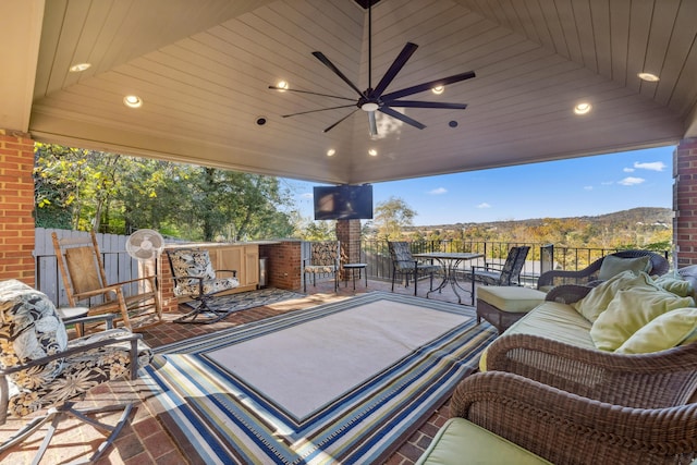 1442 Darbee Dr, Morristown, TN 37814 - view of patio with ceiling fan