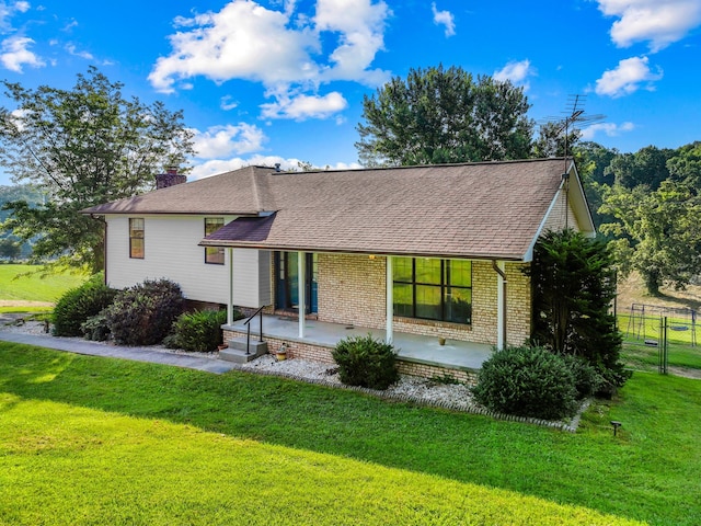 818 Cave Springs Rd, Tazewell, TN 37879 - photo 1