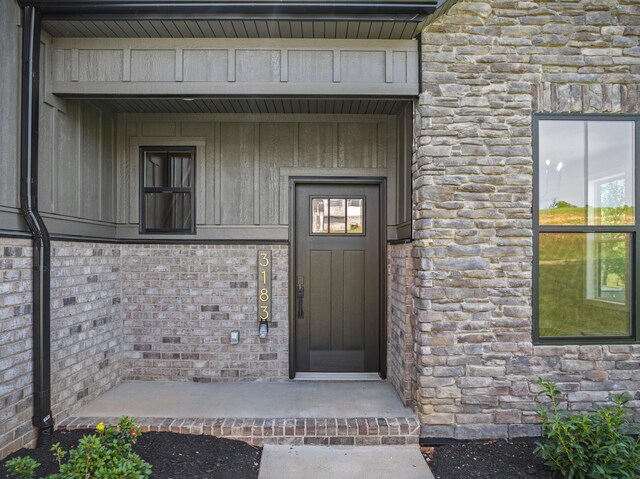 3183 Bridgewater Blvd, Morristown, TN 37814 - doorway to property featuring stone siding