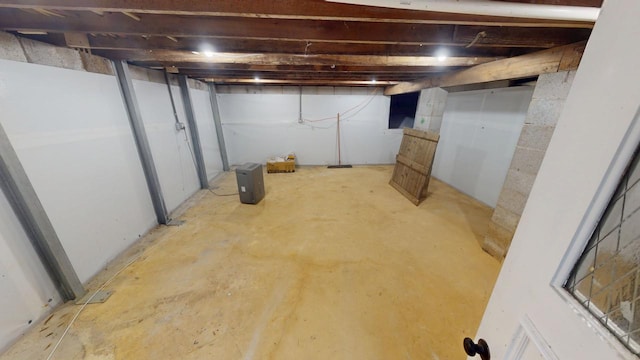 view of unfinished basement