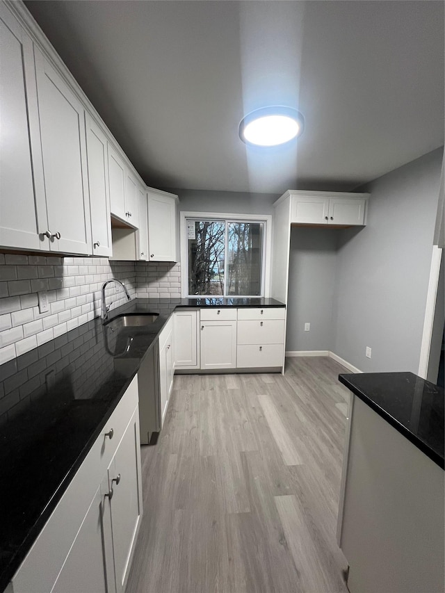 laundry room featuring tile patterned flooring and tile walls