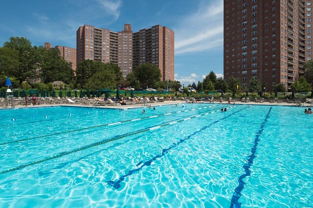 5900 Arlington Ave Unit 18L, Bronx, NY 10471 - view of pool