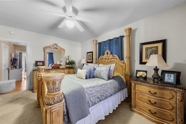 bedroom featuring carpet and ceiling fan