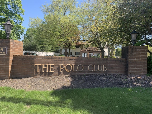 615 Broadway Unit 81, Amityville, NY 11701 - view of community / neighborhood sign