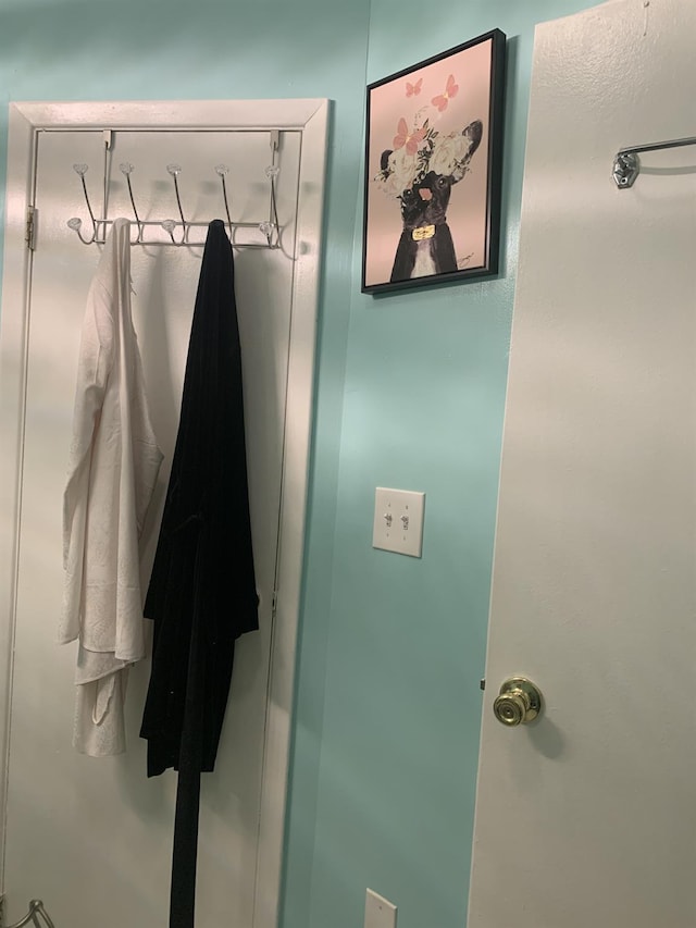 615 Broadway Unit 81, Amityville, NY 11701 - view of mudroom
