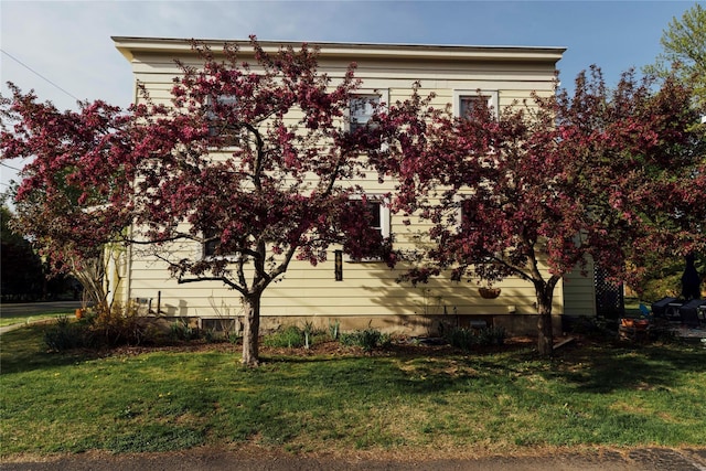 19-21 Moore Ave, Chatham, NY 12037 - view of side of home with a yard