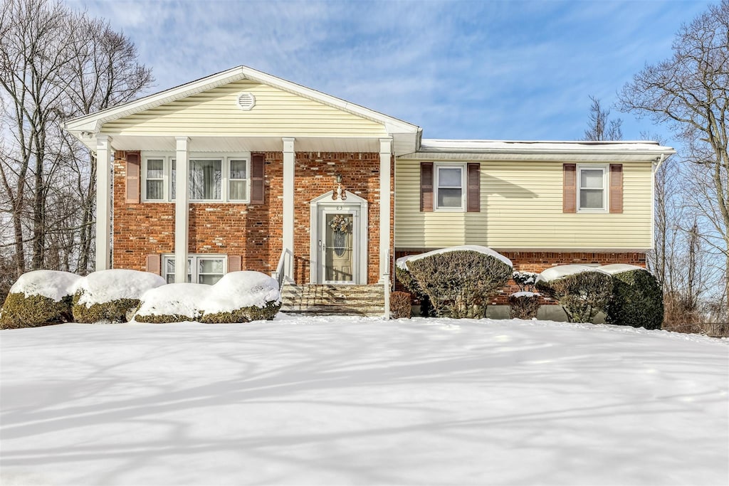 view of split foyer home