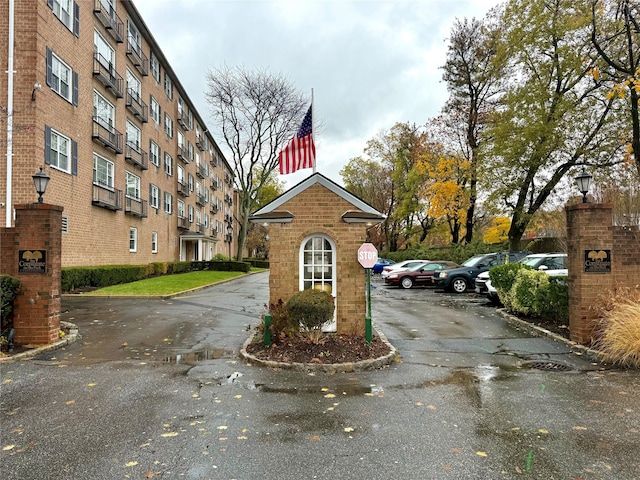 4 Consulate Dr Unit 2M, Tuckahoe NY, 10707, 1 bath condo for sale