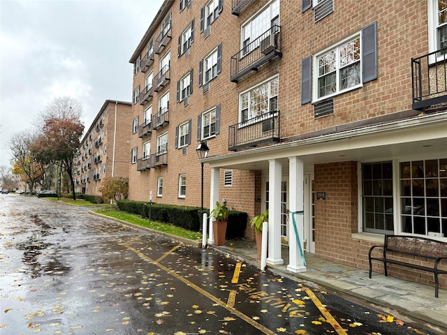 4 Consulate Dr Unit 2M, Tuckahoe, NY 10707 - photo 4
