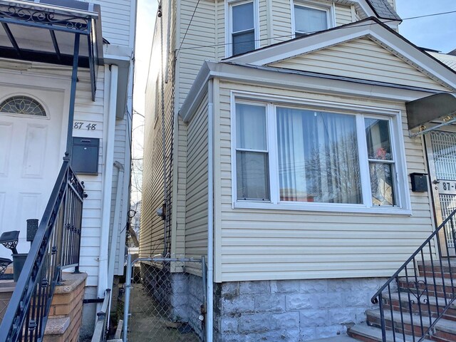 8746 109th St, Richmond Hill, NY 11418 - photo 4