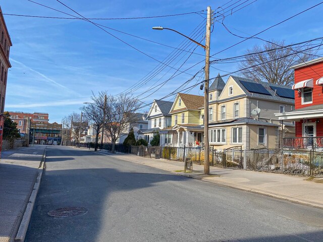 8746 109th St, Richmond Hill, NY 11418 - photo 5