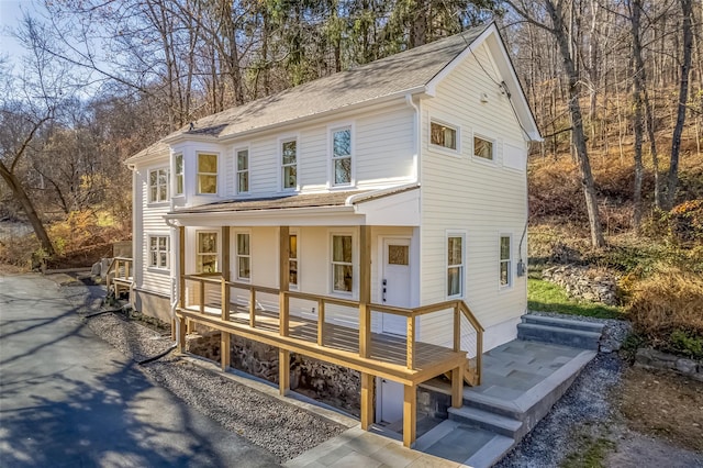 view of front of home