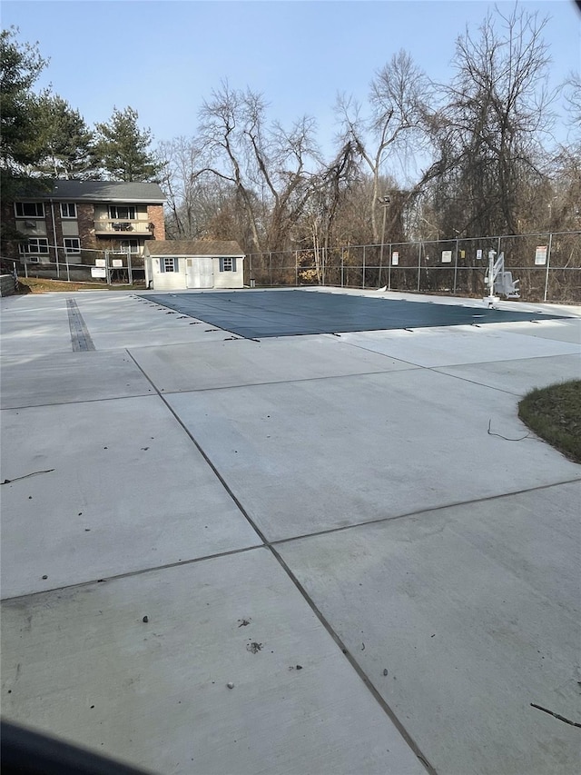 3 Woods End Cir Unit 3P, Peekskill, NY 10566 - view of pool
