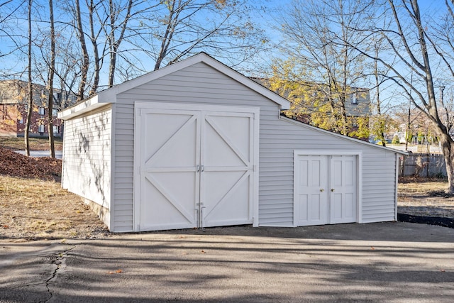 view of outdoor structure