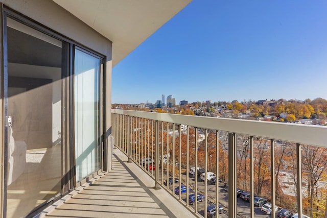 500 High Point Dr Unit 709, Hartsdale, NY 10530 - balcony featuring a city view