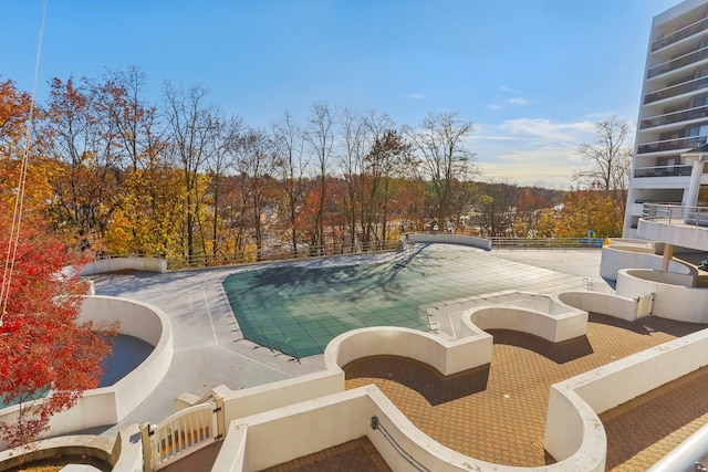 500 High Point Dr Unit 709, Hartsdale, NY 10530 - view of swimming pool featuring a swimming pool