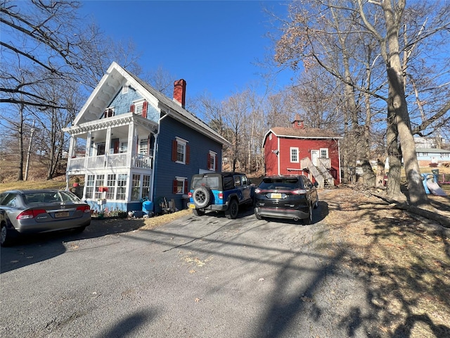 view of front of home featuring a porch