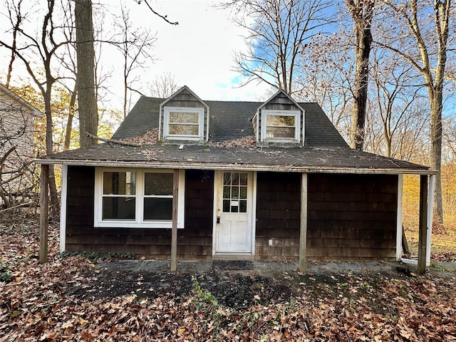 6 Hemlock Rd, South Salem, NY 10590 - view of front of property with a shingled roof