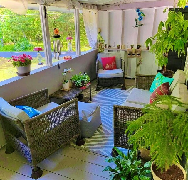 7 Red Top Rd, Wallkill, NY 12589 - view of sunroom