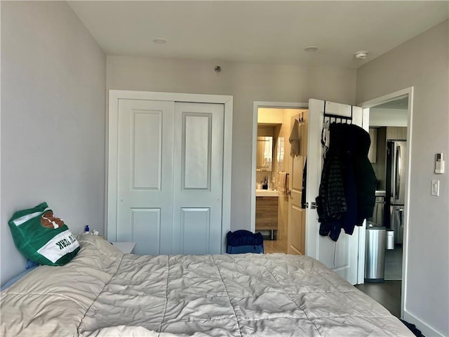 bedroom featuring a closet