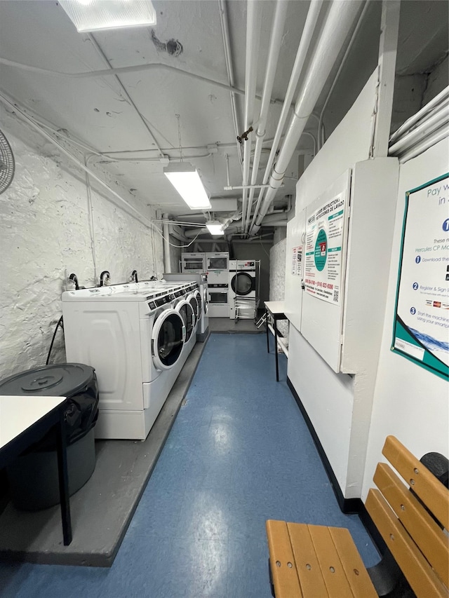 washroom featuring washer / dryer