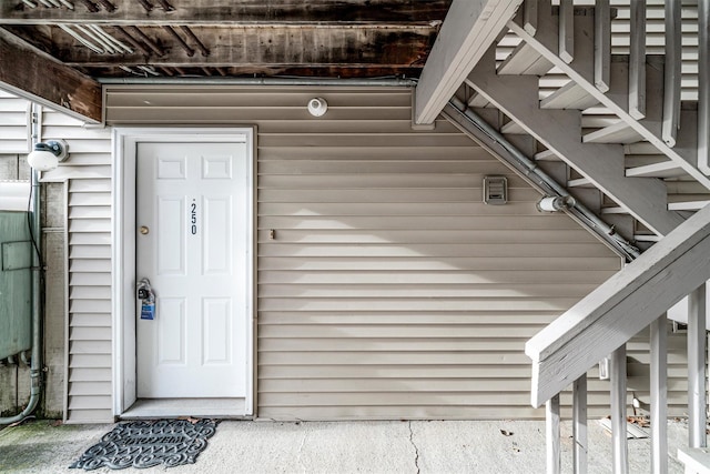 view of property entrance